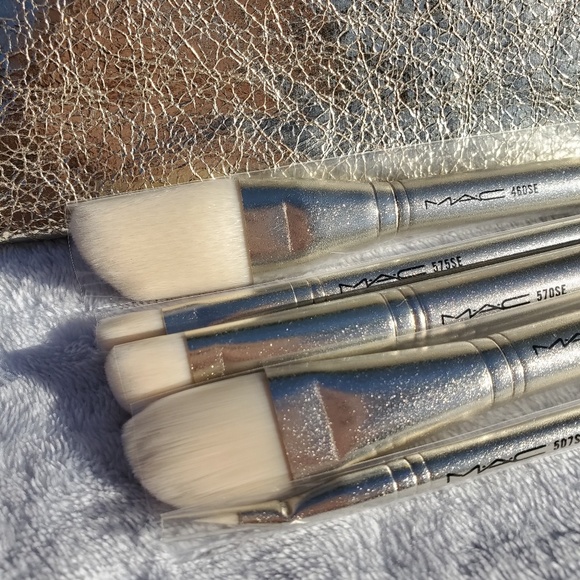 Snow ball brush kit/advanced brush bag. - Picture 7 of 8